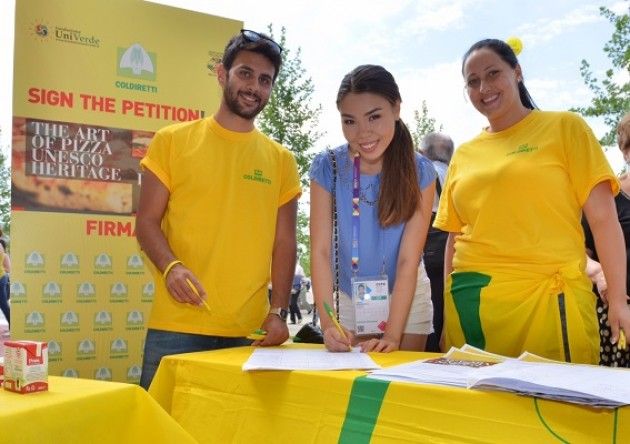 Expo. Coldiretti,è recod mondiale della pizza Margherita lunga 1595,45 mt