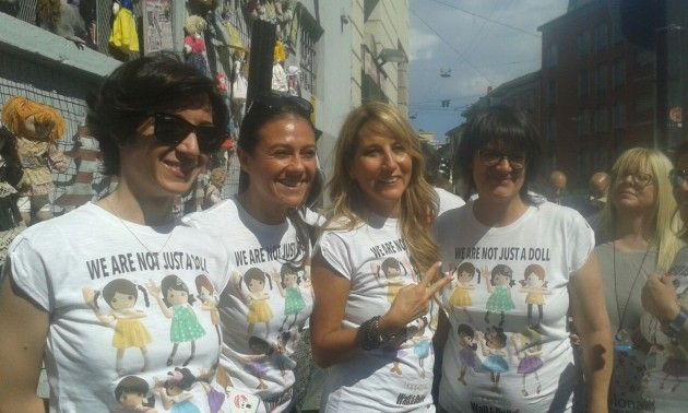 WALL OF DOLLS  Milano in prima fila contro la violenza sulle  donne