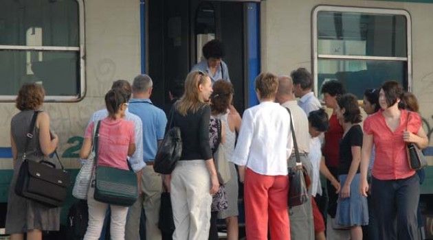 Interruzione pubblico servizio sulla linea Mantova-Cremona-Milano. Pendolari esausti