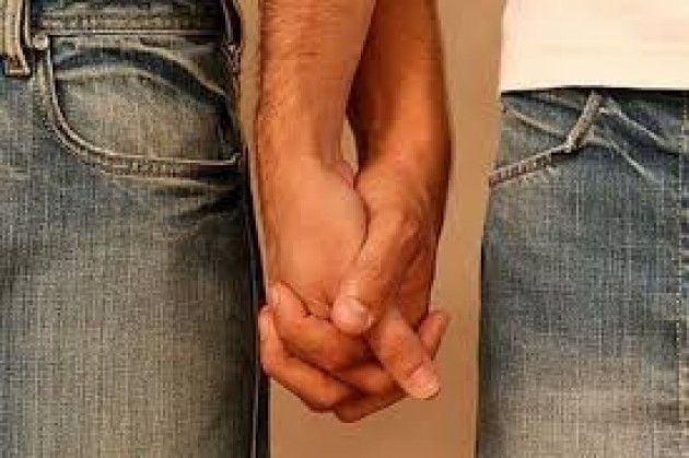 Unioni civili a Crema. Giusta decisione per rendere felici delle persone come noi. P.Mombelli