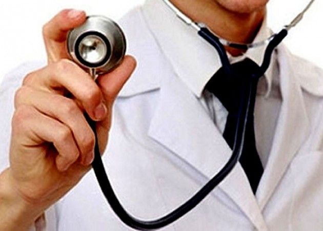 Lo stress de Medici italiani Condividi    