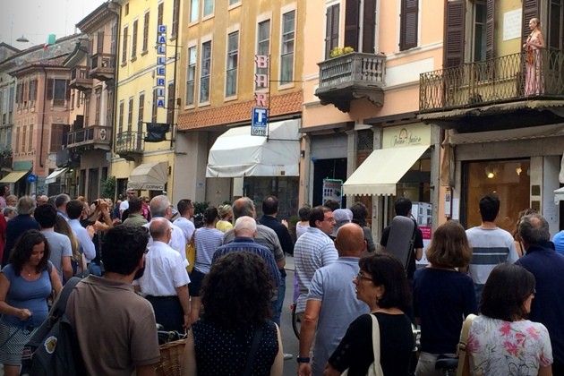 Brani di Bach, Paganini e Vivaldi a Cremona, 2ª serenata dal balcone di Stradivari