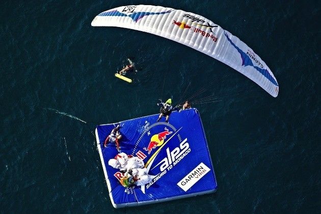 Dopo la X-Alps, acrobazia in parapendio tra Friuli e Piemonte