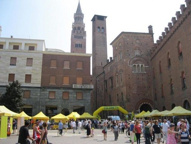 Anguriata Domani in piazza Stradivari  a Cremona con Coldiretti