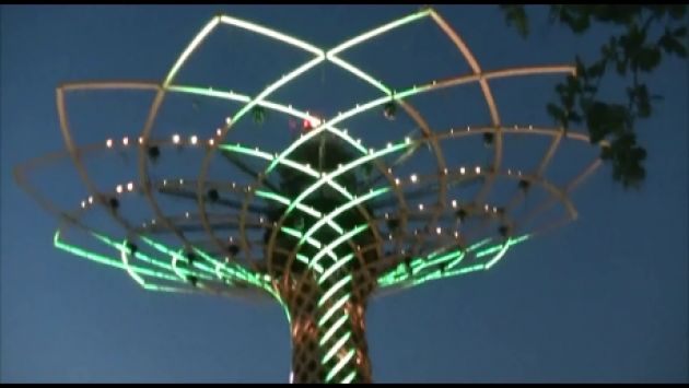 Expo Giochi di luce e musica con l’Albero della Vita (Video)