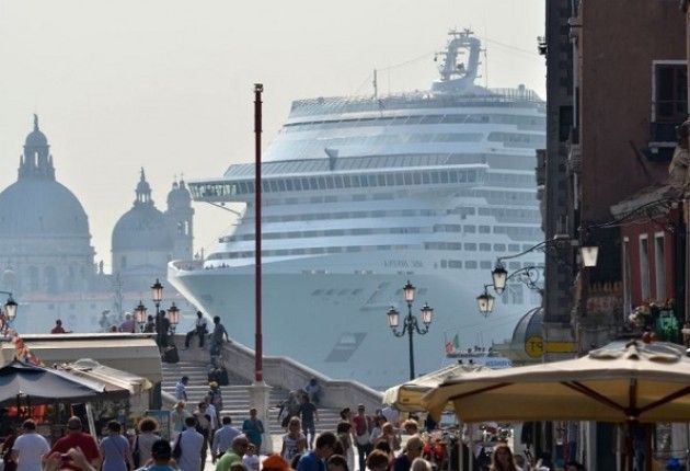 Venezia Le Grandi navi e la liberta' del Sindaco lagunare