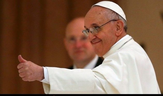 Papa Francesco (che Dio lo protegga) ultima spiaggia del cattolicesimo cristiano.   RAR