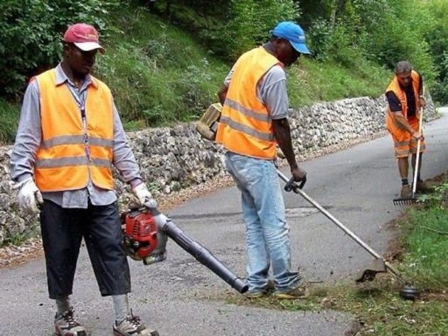 Profughi impegnati nei lavori socialmente utili. Perché Cremona non fa come Bolzano? Di Gian Carlo Storti