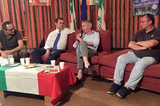 #ombianello2015  Si chiude alla grande la festa Unità di Crema Tanta gente alla serata di chiusura con le Fontane Danzanti! 