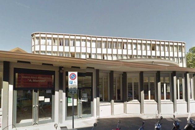 Istruzione, aperte a Milano le iscrizioni per il recupero degli anni scolastici
