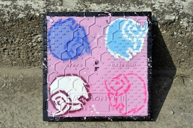 Milano, street art: arrivano 30 tombini d’artista a Niguarda