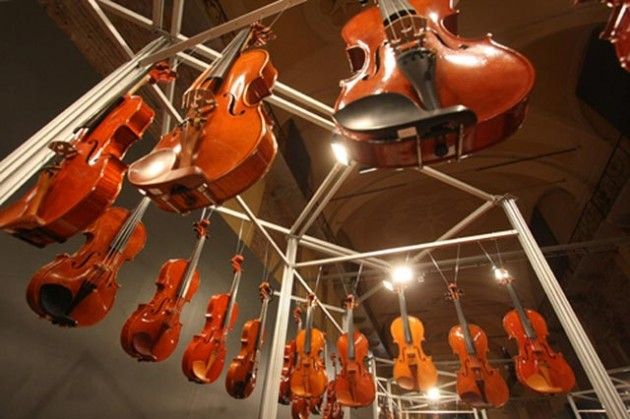 A Cremona  XIV edizione del Concorso Triennale di liuteria 'Antonio Stradivari'.