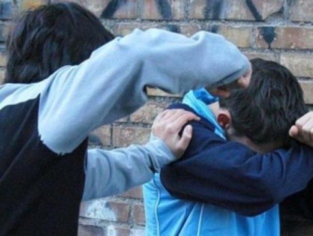 #Insieme contro il disagio e il bullismo Tavola Rotonda alle Acli di Cremona