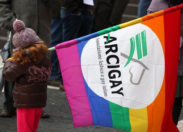 Omofobia Chi proteggerà i nostri figli gay?