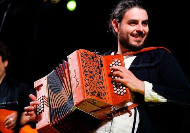 Vincitore assoluto del Premio Andrea Parodi 2015 Giuliano Gabriele Ensemble