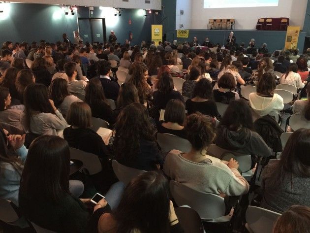 Contrasto alle agromafie a Cremona, tantissimi studenti all’incontro con Caselli