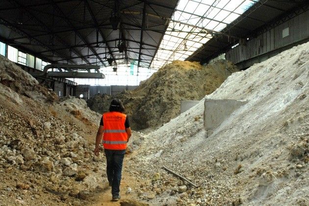 Fabbrica dei Veleni, i 5 Stelle denunciano il flop della Commissione Europea