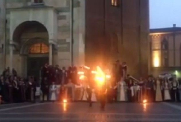 Chiude con successo  l’anteprima della Festa del Torrone di Cremona del 24 e 25 ottobre 2015 (Video)