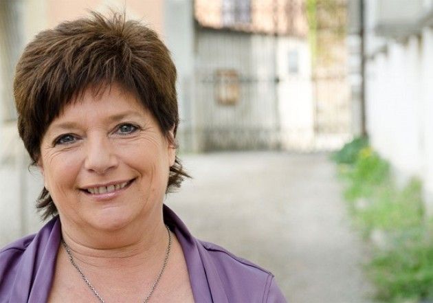 Attacco di Parigi. Non cediamo alla paura, non possiamo concederci di farlo, cedendo alla loro barbarbarie