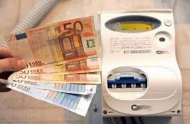 Bollette dell'energia elettrica in Italia: a Roma le più care