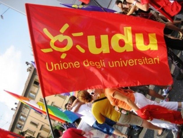Mobilitazione lavoratori pubblici del 28 novembre Udu e Rete studenti medi aderiscono