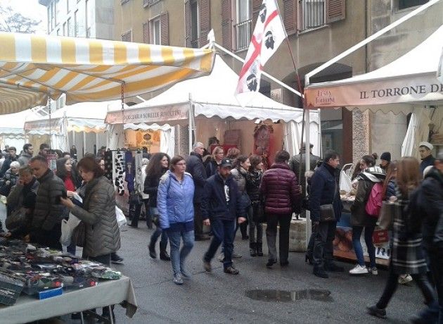 La Festa del Torrone 2015 di Cremona è partita #festadeltorrone (video)
