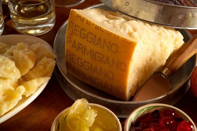 Parmigiano Reggiano, bene l’export verso gli USA e risalgono i consumi interni