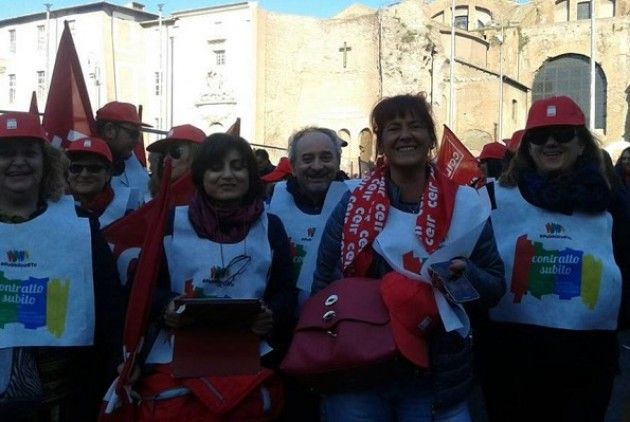 Cremona alla manifestazione dei pubblici in piazza a Roma per il contratto