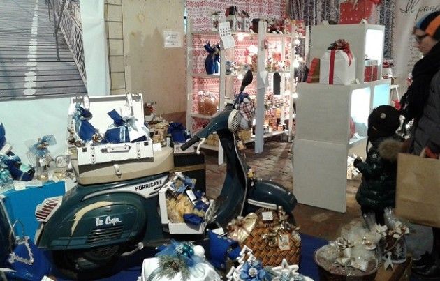 Pizzighettone  7^ ‘NATALE … IDEE REGALO’ 2015 Lo Shopping di Natale nelle Mura  Mostra
