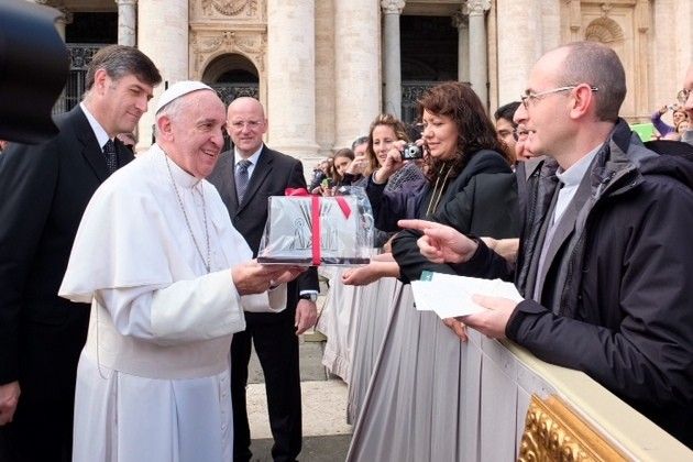 Domani si accendono alberi e luci: inizia il Natale d’autore a Cremona
