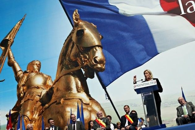 Il punto di Rosario Amico Roxas. La Le Pen non è una novella Giovanna D’Arco