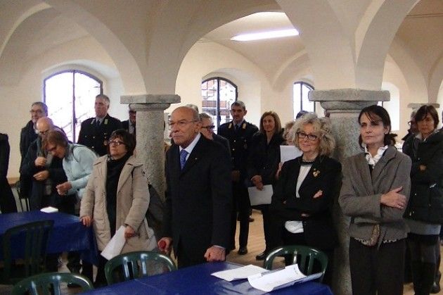 I ‘ragazzi’ di Agropolis hanno fatto gli auguri di Natale alla città (Video)