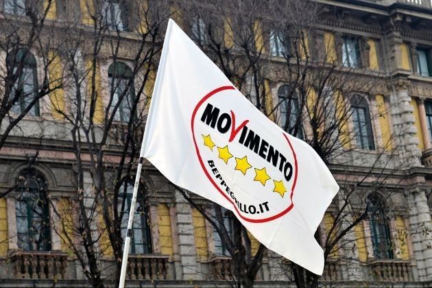 Movimento 5 Stelle Lombardia: ‘Regolamento anti burqa, tanta propaganda per nulla’