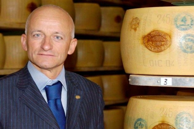 Calano le scorte di Parmigiano Reggiano, un segnale positivo per la redditività