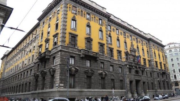 Milano Apertura Straordinaria Anagrafe Di Via Larga