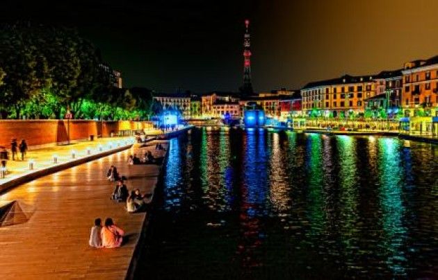 Milano - La nuova Darsena piace sempre di più ai milanesi 