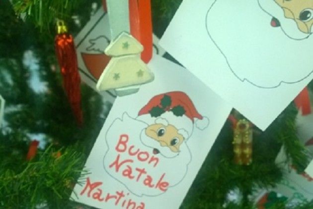 Casalmaggiore A Oglio Po, un albero speciale fatto dai bambini