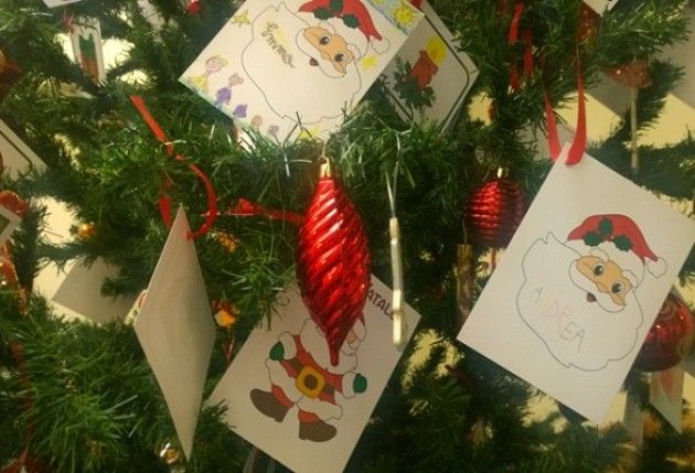 Casalmaggiore A Oglio Po, un albero speciale fatto dai bambini