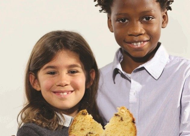 Due fette di panettone per  i bambini malati di cuore