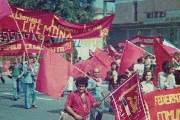 I compagni  cremonesi della F.G.C.I. tutti convocati per 1° maggio 2016 che ne dite? Di Sante Gerelli