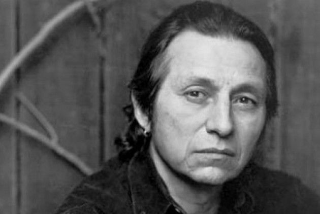 Il club Tenco ricorda John Trudell, premio Tenco nel 2014