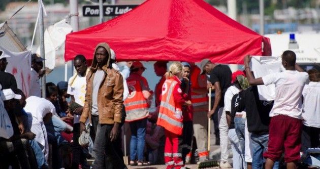 Governi affrontino la crisi. Preoccupazione in Italia per gli hotspot