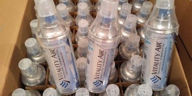Inquinamento. Aspetto una bottiglia di aria fresca di Elia Sciacca (Cremona)
