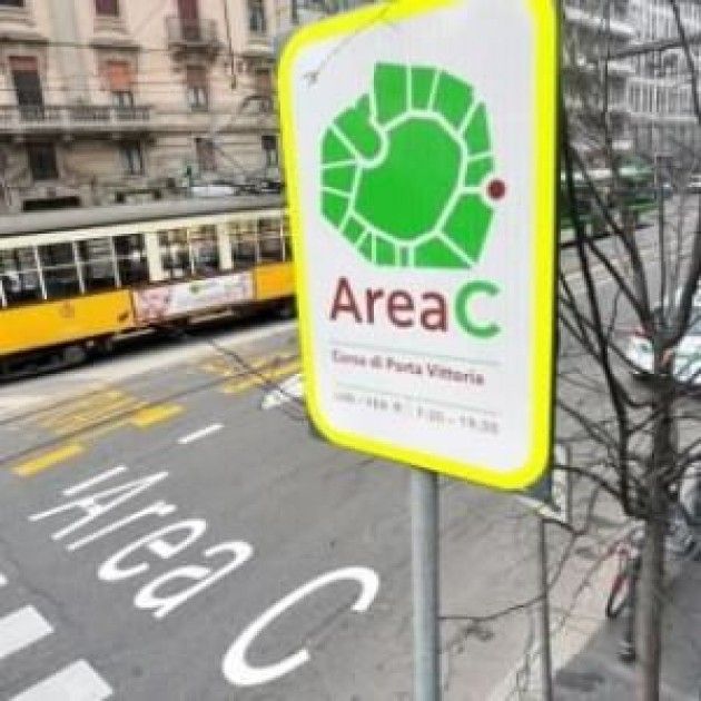 Milano - Area C. Telecamere accese il 24 dicembre