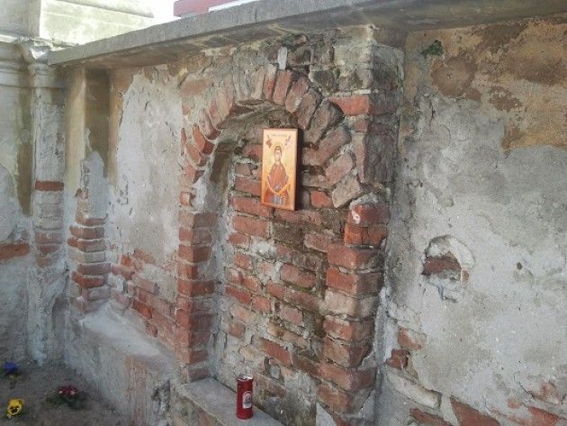 La comunità ortodossa cremonese recupera al culto l’antica chiesetta di Borgo Loreto