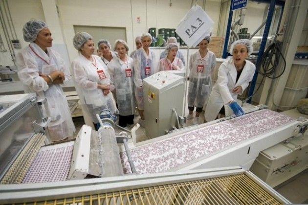 Racconto La fabbrica, le caramelle e la Giusi di Gian Carlo Storti