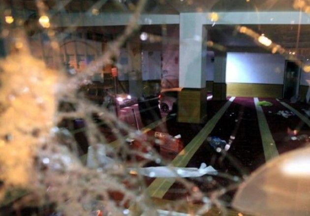 In Corsica, assaltano la sala di preghiera musulmana: ‘Arabi, andate via’