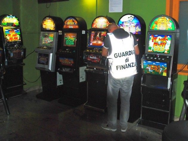 Gioco d'azzardo, controlli e sanzioni e Regolamento in dirittura d'arrivo