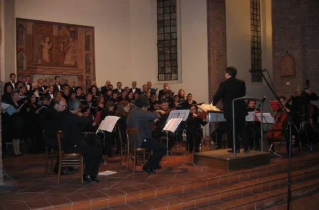 A Casalmaggiore per la befana coro dell’Estudiantina