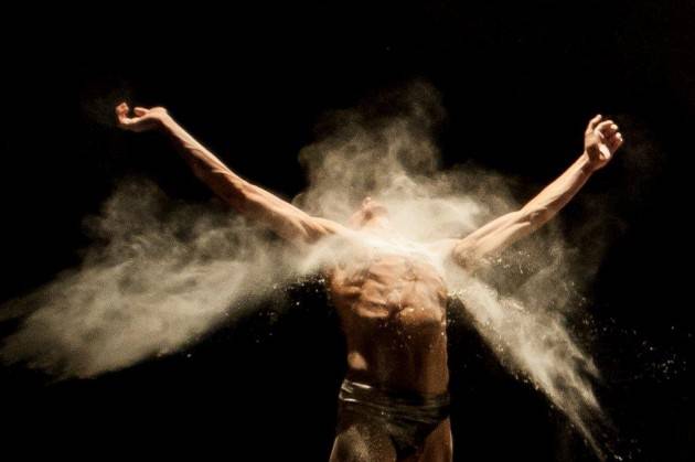 Da venerdi 8 gennaio al via gli abbonamenti della rassegna La Danza 2016 del teatro Ponchielli 